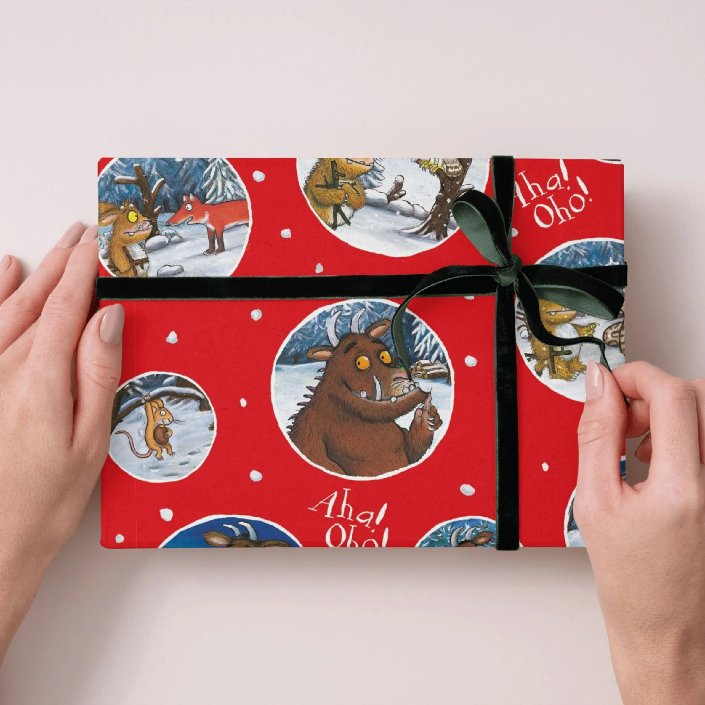 The Gruffalo Christmas 2 Sheets & 2 Tags Gift Wrap - Image 4